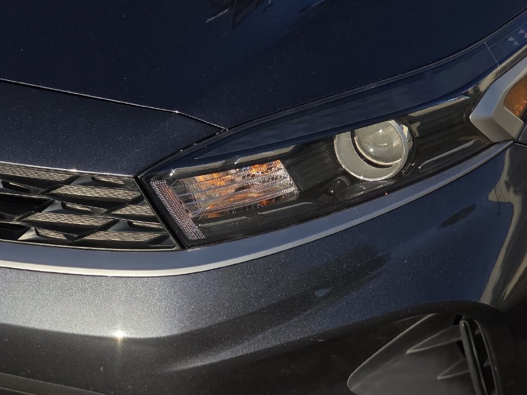 Used 2023 Kia Forte LXS FWD image 32