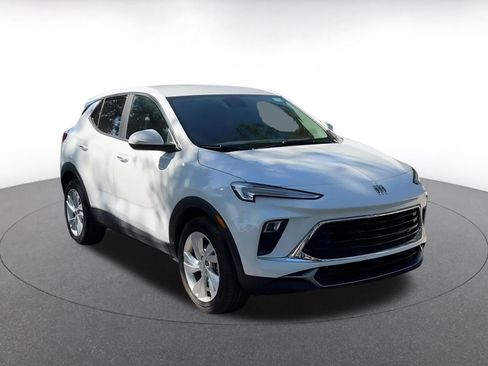 Used 2025 Buick Encore GX Preferred image 3