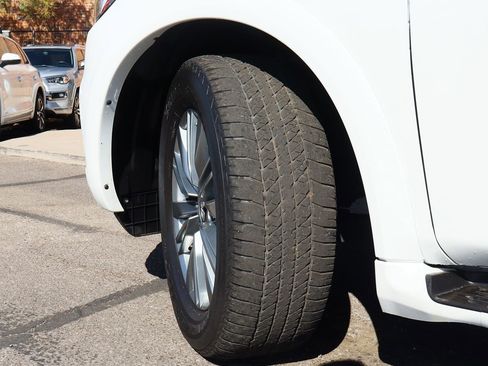 Used 2022 INFINITI QX80 Luxe w/ All-Season Package image 6