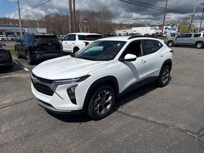 New 2026 Chevrolet Trax LT