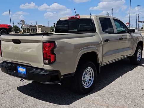 Used 2024 Chevrolet Colorado W/T w/ WT Convenience Package II RWD image 7