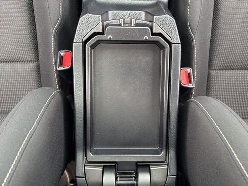 Used 2018 Toyota RAV4 XLE image 37