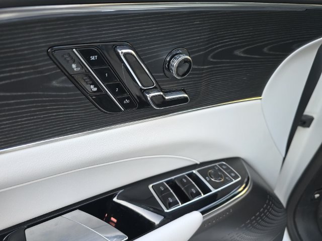 Used 2024 Cadillac Lyriq Luxury RWD image 22