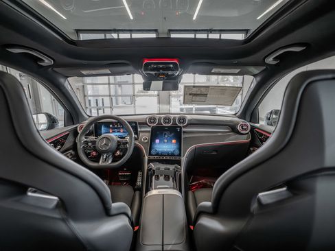 New 2025 Mercedes-Benz GLC 63 AMG S image 27