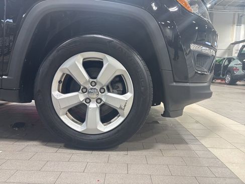 Used 2018 Jeep Compass Latitude w/ Cold Weather Group image 27