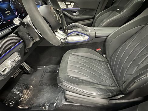 Certified 2024 Mercedes-Benz GLE 63 AMG S w/ Driver Assistance Package image 9