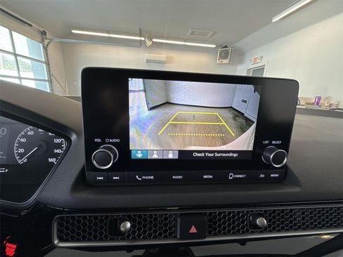 Used 2023 Honda Civic Sport image 22