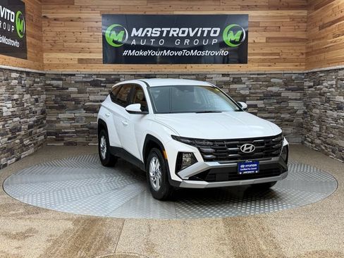 Certified 2026 Hyundai Tucson SE AWD/4WD image 2