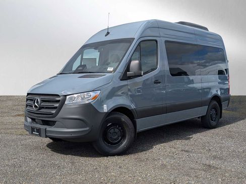 New 2025 Mercedes-Benz Sprinter 2500 image 3