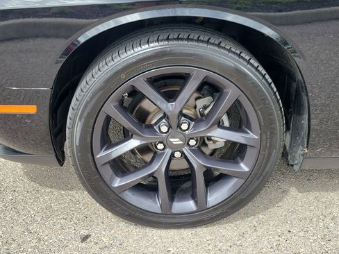 Used 2023 Dodge Challenger SXT w/ Blacktop Package image 8