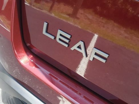 Certified 2026 Nissan Leaf Platinum+ w/ Floor Mat Package (Platinum+) FWD image 6