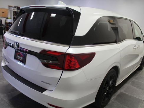 Used 2023 Honda Odyssey Sport image 6