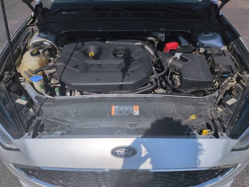 Used 2017 Ford Fusion Titanium AWD/4WD image 23