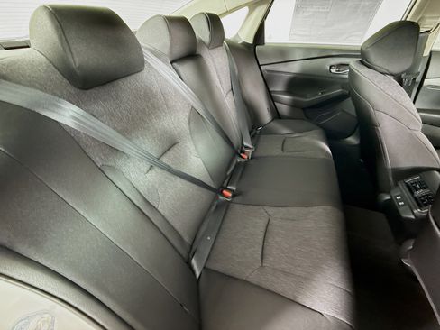 Certified 2025 Honda Accord LX image 31