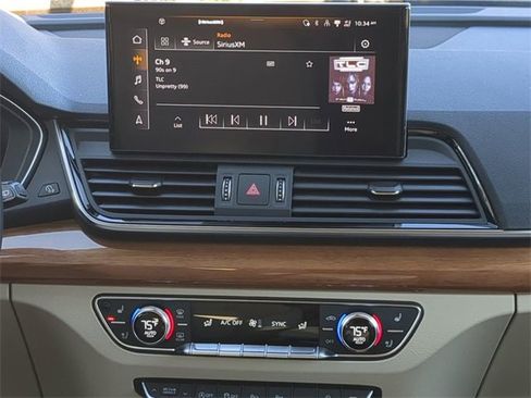 Used 2021 Audi Q5 Prestige image 16