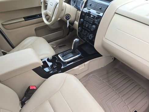 Used 2008 Ford Escape Limited image 16