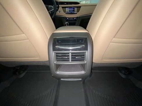 Used 2022 Cadillac XT5 Premium Luxury w/ Platinum Package image 29