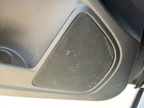 Used 2021 Chevrolet Colorado LT w/ Fleet Safety Package RWD image 21