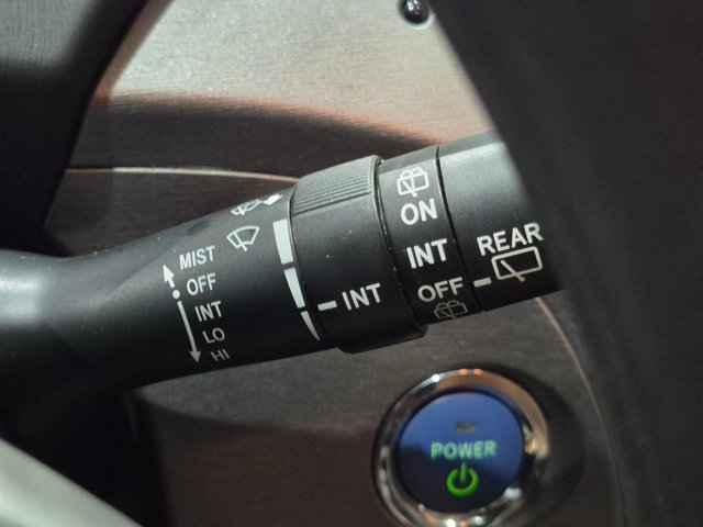Used 2014 Toyota Prius Two FWD image 17