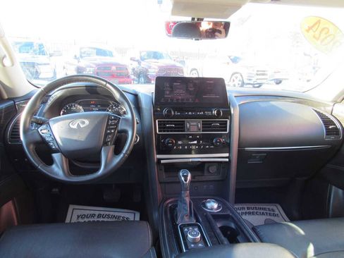 Used 2024 INFINITI QX80 Luxe image 13