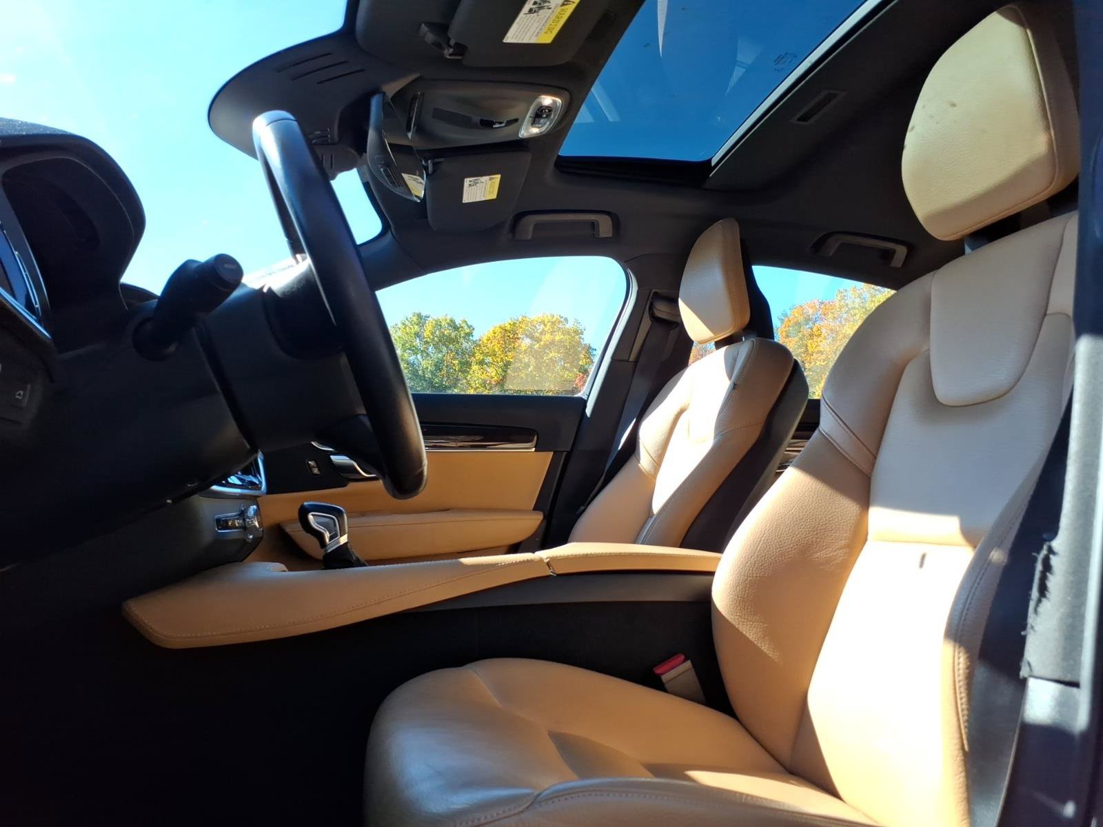Used 2017 Volvo S90 T6 Momentum w/ Vision Package AWD/4WD image 5
