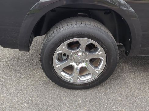 Used 2018 RAM 1500 Laramie w/ Convenience Group AWD/4WD image 9