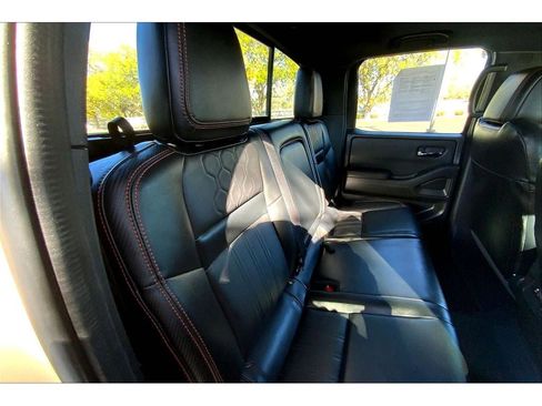 Used 2023 Nissan Frontier PRO-4X w/ Pro-4X Premium Package image 29