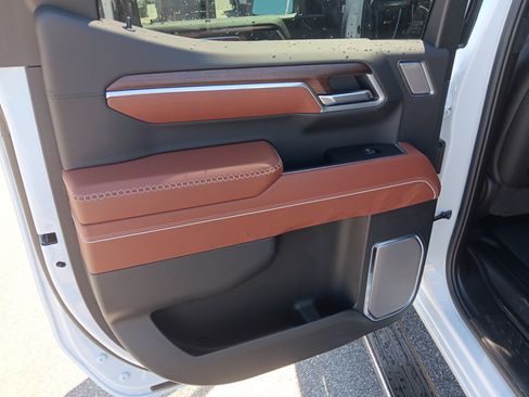 New 2026 GMC Sierra 1500 Denali Ultimate image 13