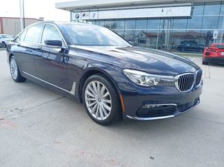 Used 2017 BMW 740i video 1