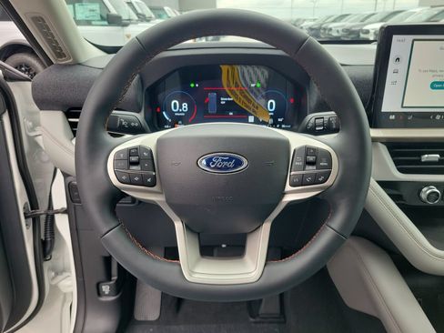 New 2026 Ford Explorer Active w/ Active Comfort Package AWD/4WD image 23