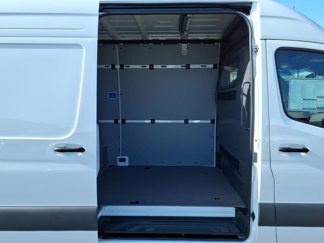 New 2026 Mercedes-Benz Sprinter 2500 image 23