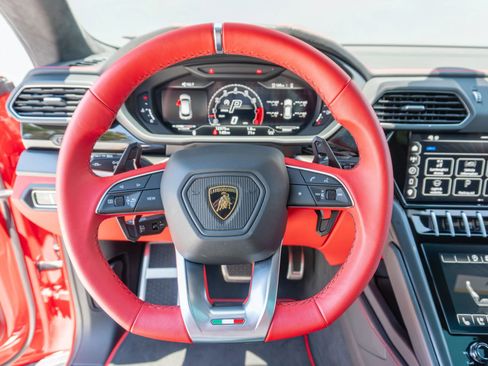 Used 2024 Lamborghini Urus S AWD/4WD image 72