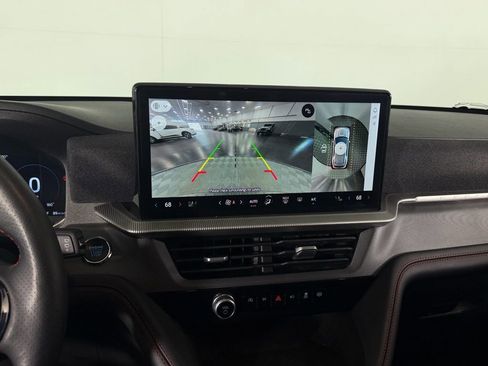 Used 2025 Ford Explorer ST-Line image 15