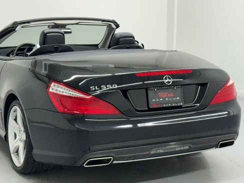 Used 2014 Mercedes-Benz SL 550 image 24