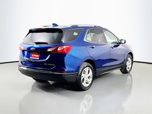 Used 2020 Chevrolet Equinox Premier w/ LPO, Floor Liner Package image 5