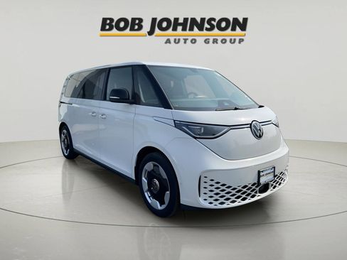 New 2025 Volkswagen ID. Buzz Pro S image 1