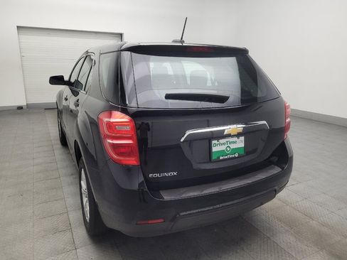 Used 2017 Chevrolet Equinox LS FWD image 5