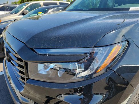 Used 2023 Honda Ridgeline Sport image 5