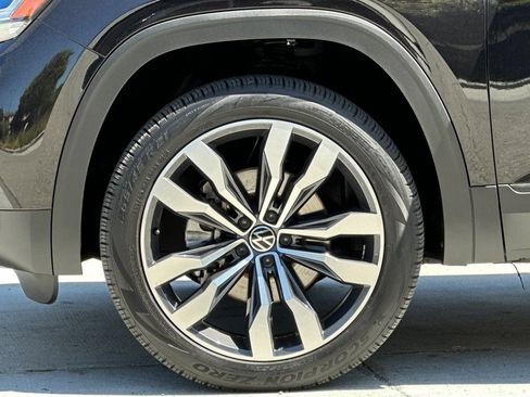 Used 2022 Volkswagen Atlas SE w/ Panoramic Sunroof Package AWD/4WD image 26