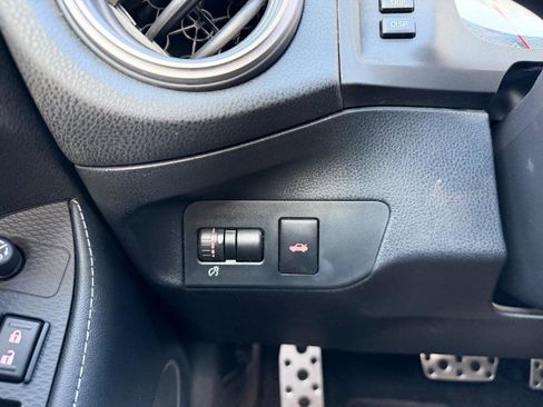 Used 2017 Toyota 86 image 9