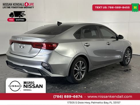 Used 2022 Kia Forte LXS image 11