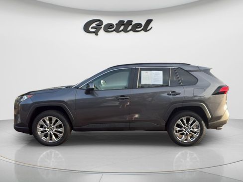 Used 2021 Toyota RAV4 XLE Premium FWD image 8