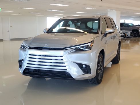 Certified 2026 Lexus TX 350 AWD w/ Technology Package image 5