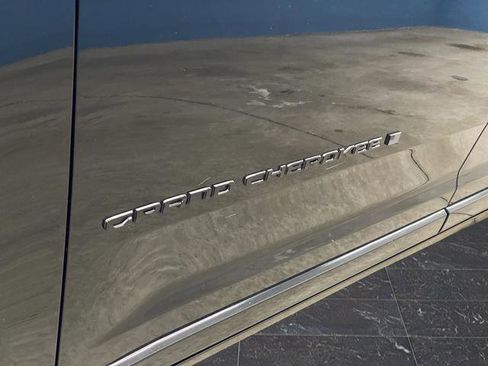 Used 2023 Jeep Grand Cherokee L Summit image 42