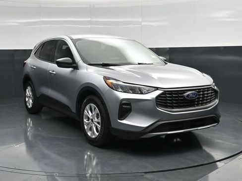 Used 2024 Ford Escape Active FWD image 6