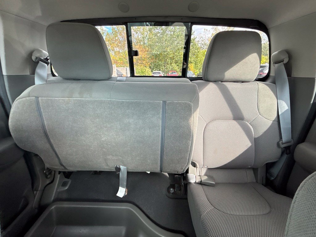 Used 2019 Nissan Frontier SV AWD/4WD image 27