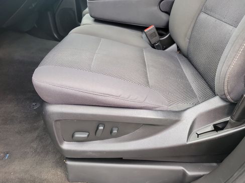 Used 2018 Chevrolet Silverado 1500 LT w/ Texas Edition image 5