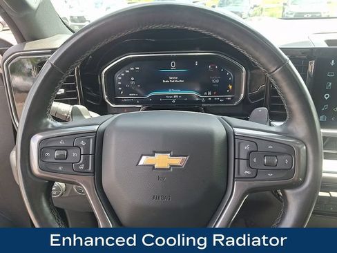 Used 2024 Chevrolet Silverado 1500 High Country w/ Technology Package AWD/4WD image 4