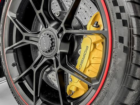 Used 2022 Porsche 911 GT3 RWD image 37