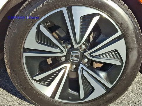 Used 2018 Honda Civic EX-T image 9